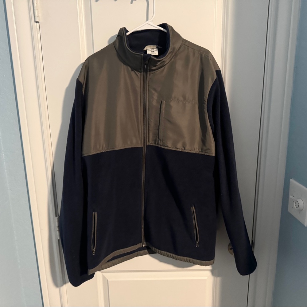 Magellan Outdoors Two-Tone Zip-Up Fleece Jacket XL